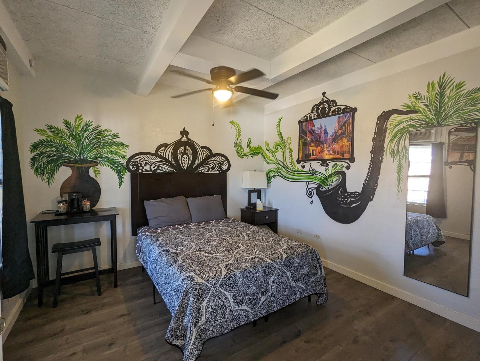 Riverboat Inn & Suites マディソン エクステリア 写真