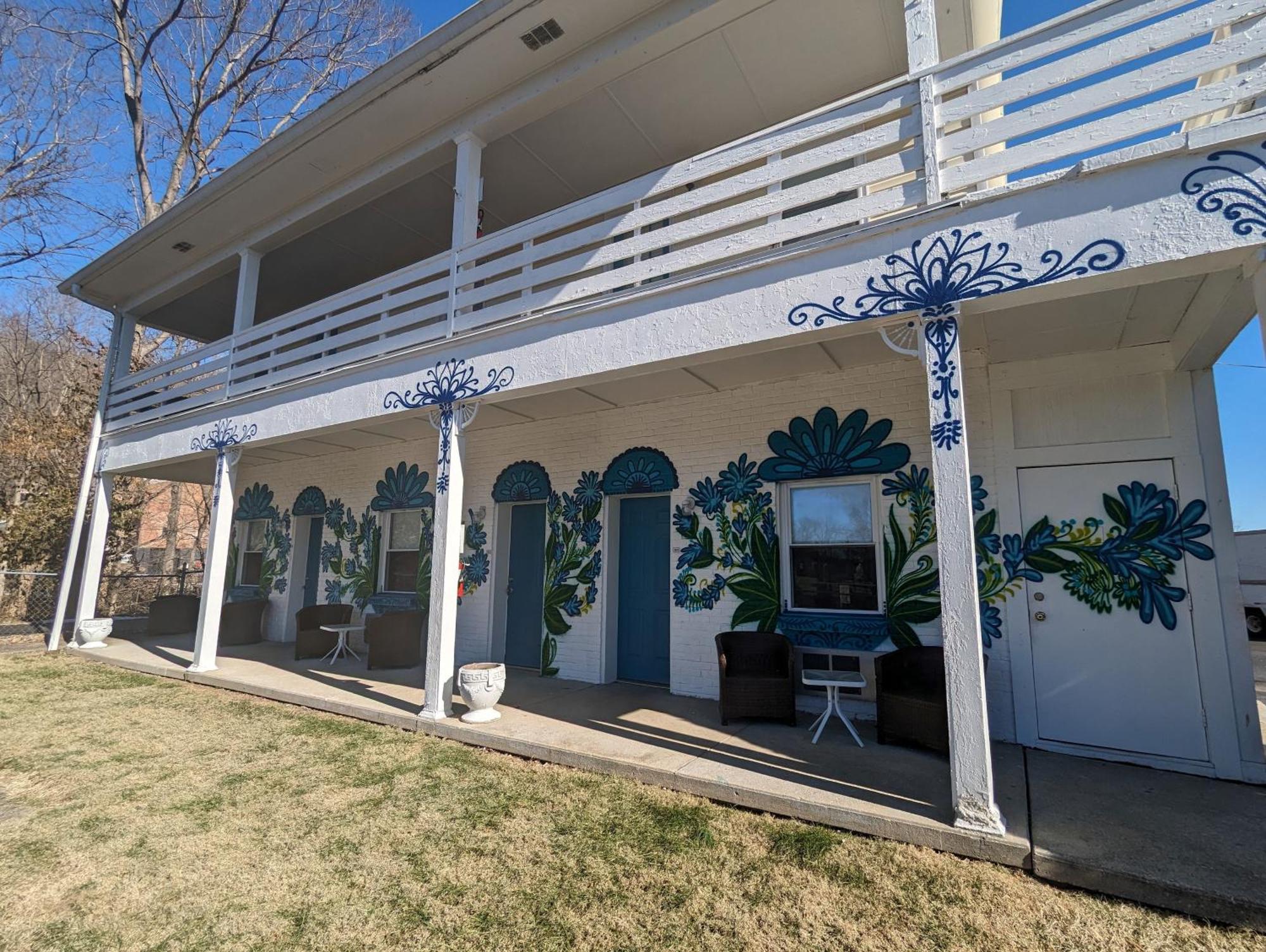 Riverboat Inn & Suites マディソン エクステリア 写真